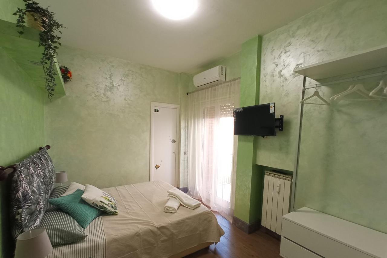 C&E Suites Roma Лідо-ді-Остія Екстер'єр фото